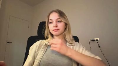 AlethaStewart live cam on Cam4