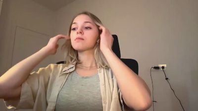 AlethaStewart live cam on Cam4