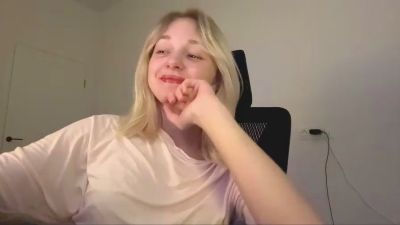 AlethaStewart live cam on Cam4