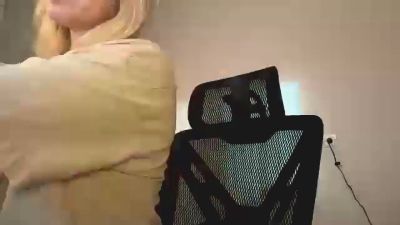 AlethaStewart live cam on Cam4