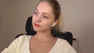 AlethaStewart live cam on Cam4
