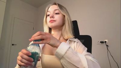 AlethaStewart live cam on Cam4