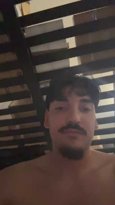 Aletiger live cam on Cam4