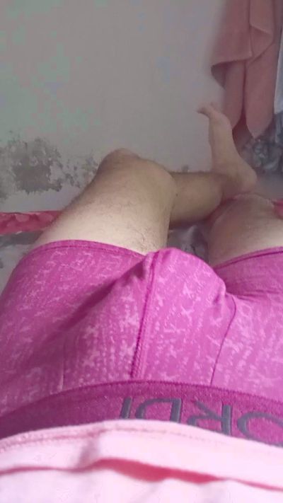 Aletv44 live cam on Cam4