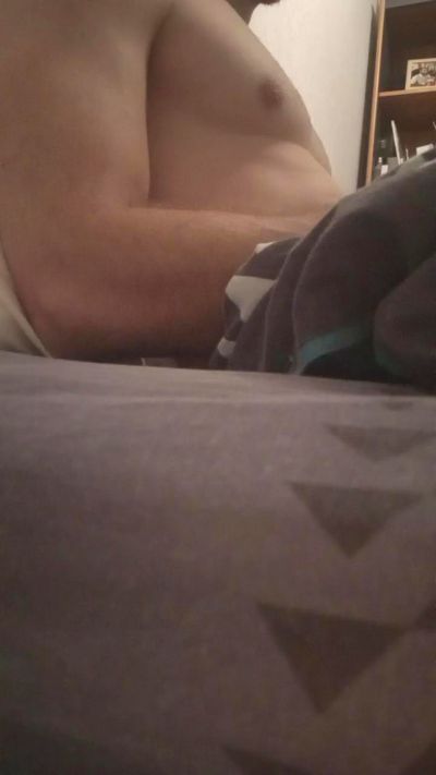 Alex779477 live cam on Cam4
