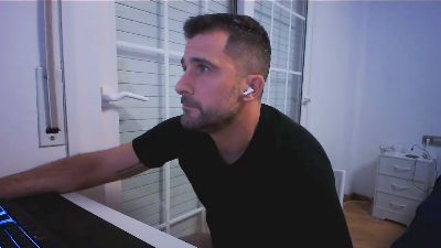 Alex877x live cam on Cam4