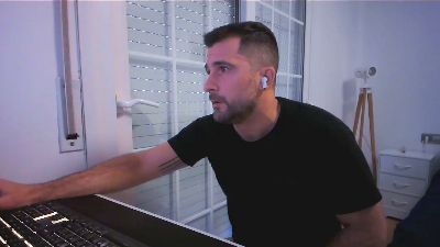 Alex877x live cam on Cam4