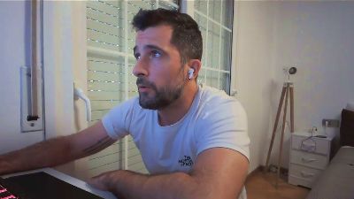Alex877x live cam on Cam4