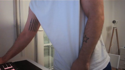 Alex877x live cam on Cam4