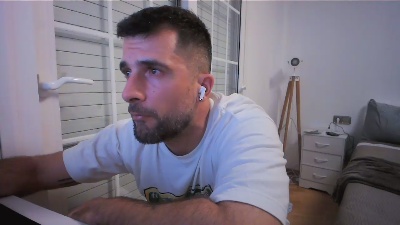Alex877x live cam on Cam4