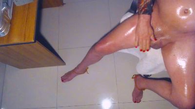 AlexKeesi live cam on Cam4
