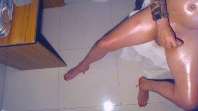 AlexKeesi live cam on Cam4