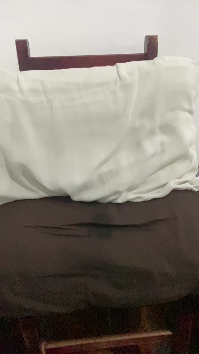 AlexMontreuxx1 live cam on Cam4