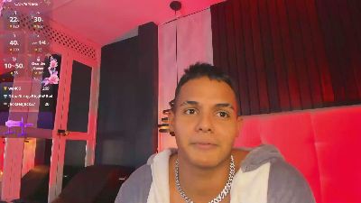 Alex_Kriz live cam on Cam4