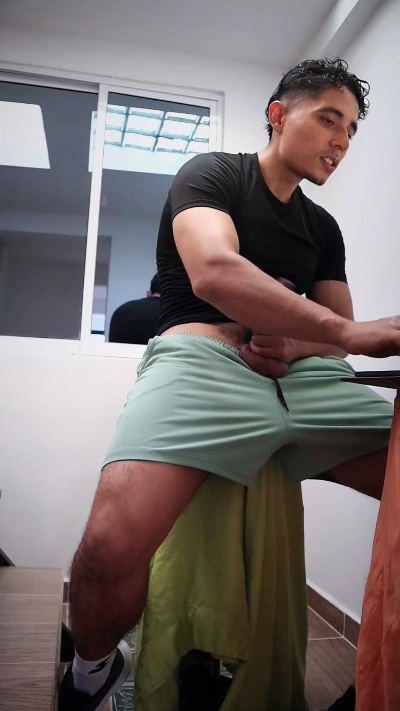 Alex_del_Toro live cam on Cam4