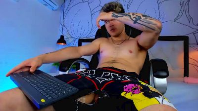 Alex_pierce_ live cam on Cam4