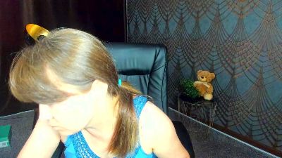 AlexaAmour live cam on Cam4