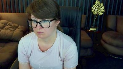 AlexaAmour live cam on Cam4