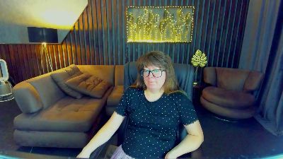AlexaAmour live cam on Cam4