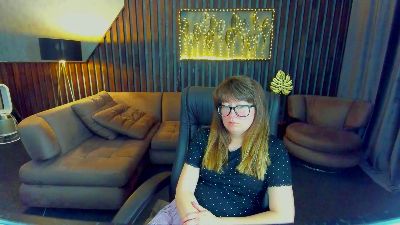 AlexaAmour live cam on Cam4