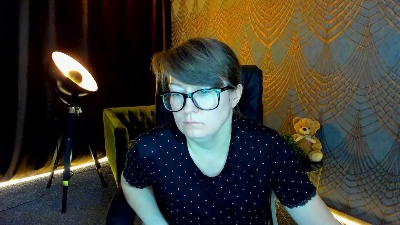 AlexaAmour live cam on Cam4