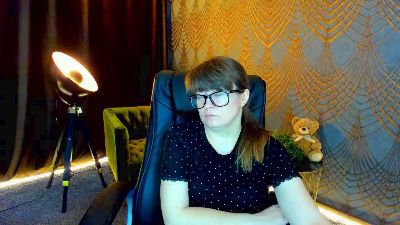 AlexaAmour live cam on Cam4