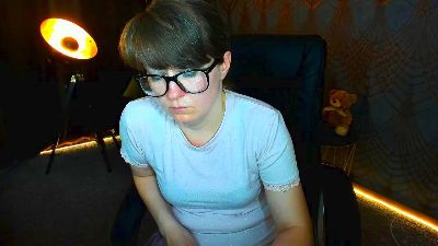 AlexaAmour live cam on Cam4