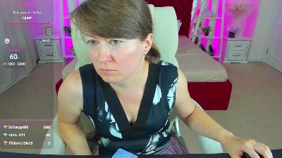 AlexaAmour live cam on Cam4