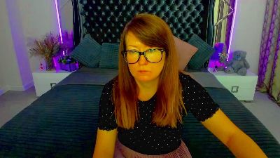 AlexaAmour live cam on Cam4