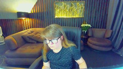AlexaAmour live cam on Cam4