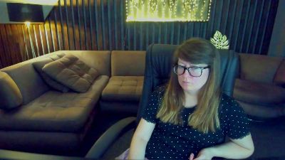 AlexaAmour live cam on Cam4