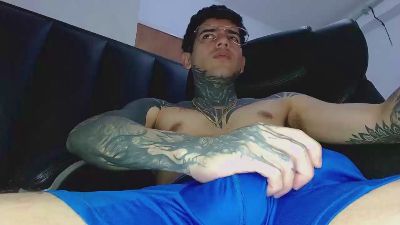 Alexander_Cross live cam on Cam4