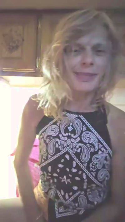 Alexandra1969 live cam on Cam4