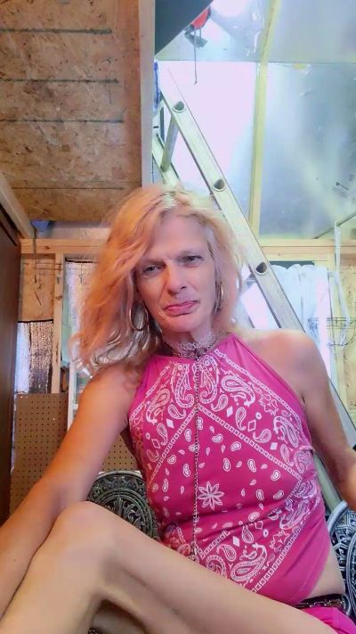 Alexandra1969 live cam on Cam4