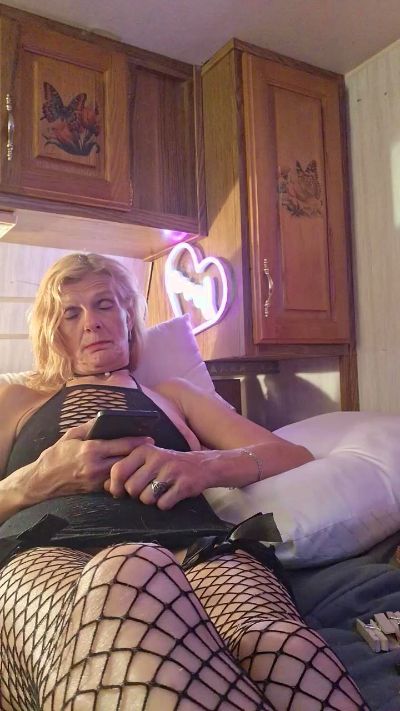 Alexandra1969 live cam on Cam4