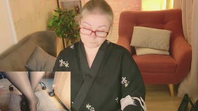 AlexandraKind live cam on Cam4