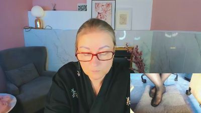 AlexandraKind live cam on Cam4