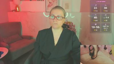 AlexandraKind live cam on Cam4