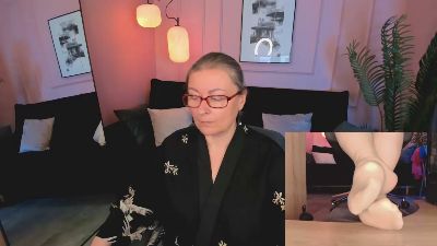 AlexandraKind live cam on Cam4