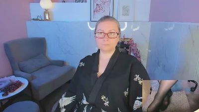 AlexandraKind live cam on Cam4