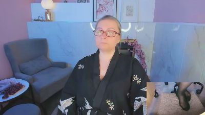 AlexandraKind live cam on Cam4