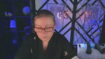 AlexandraKind live cam on Cam4