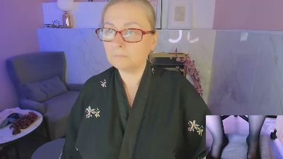 AlexandraKind live cam on Cam4