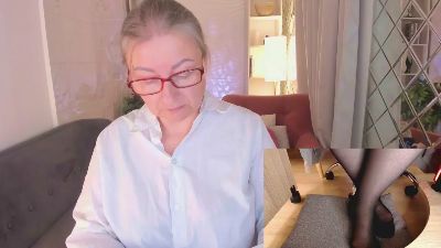AlexandraKind live cam on Cam4