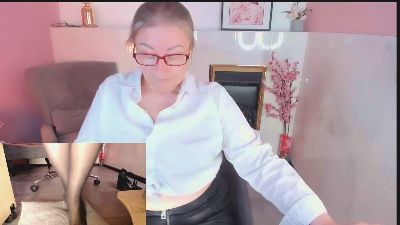 AlexandraKind live cam on Cam4