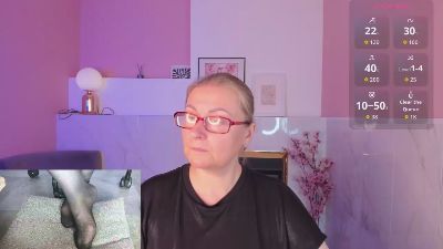 AlexandraKind live cam on Cam4