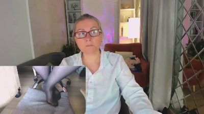 AlexandraKind live cam on Cam4