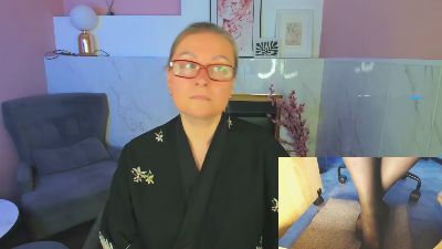 AlexandraKind live cam on Cam4