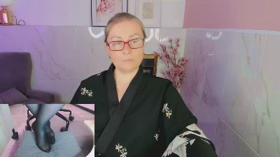 AlexandraKind live cam on Cam4