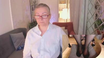 AlexandraKind live cam on Cam4
